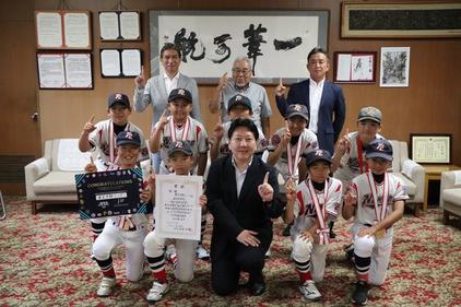 7月12日東京中野リトルリーグ表敬訪問写真